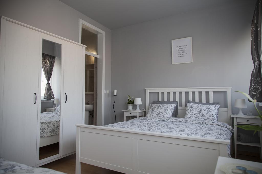 Master Apartman Sisak Exterior photo